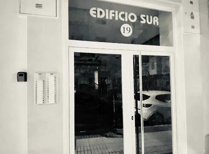 Edificio Sur نيرخا